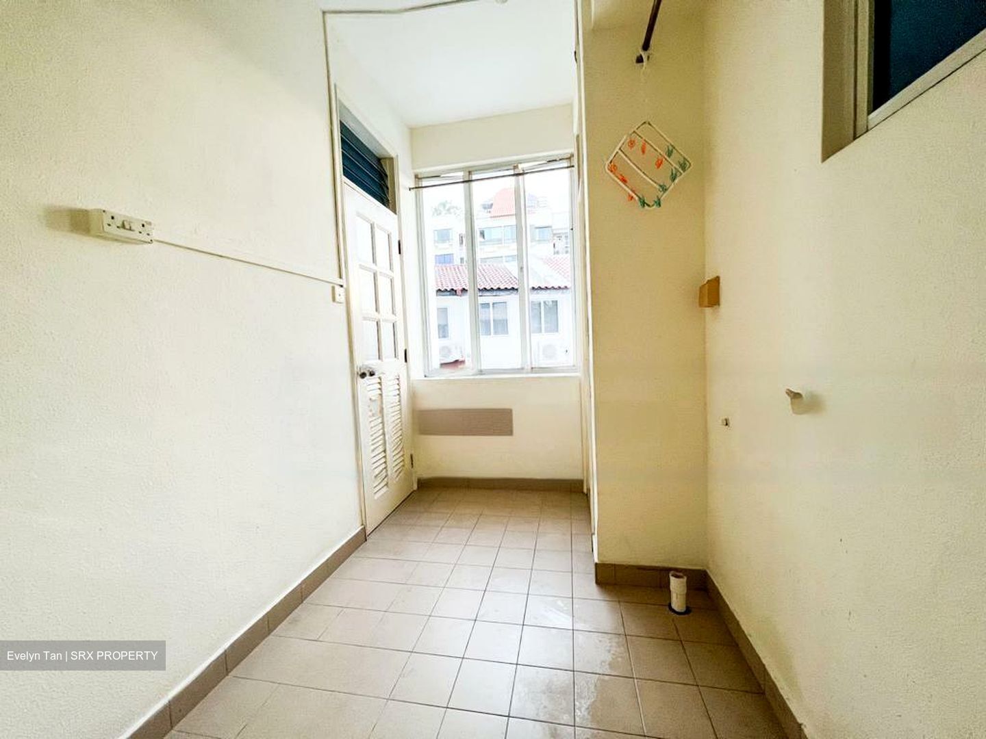 Casa Pasir Ris (D17), Condominium #467938761